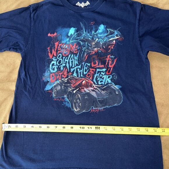 Licensed Batman Welcome To Gotham City Youth X-Large T-Shirt Comic Con Twitch Co - Picture 15 of 16